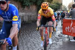 21-samyn-megatitine-023