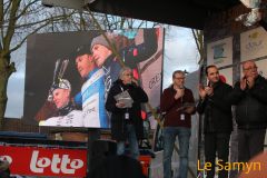podiumH-1-006